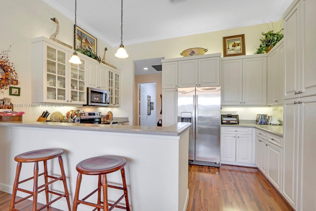 Active With Contract: $740,000 (3 beds, 3 baths, 2216 Square Feet)