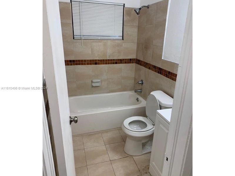 待售: $650,000 (0 贝兹, 0 浴室, 1762 平方英尺)