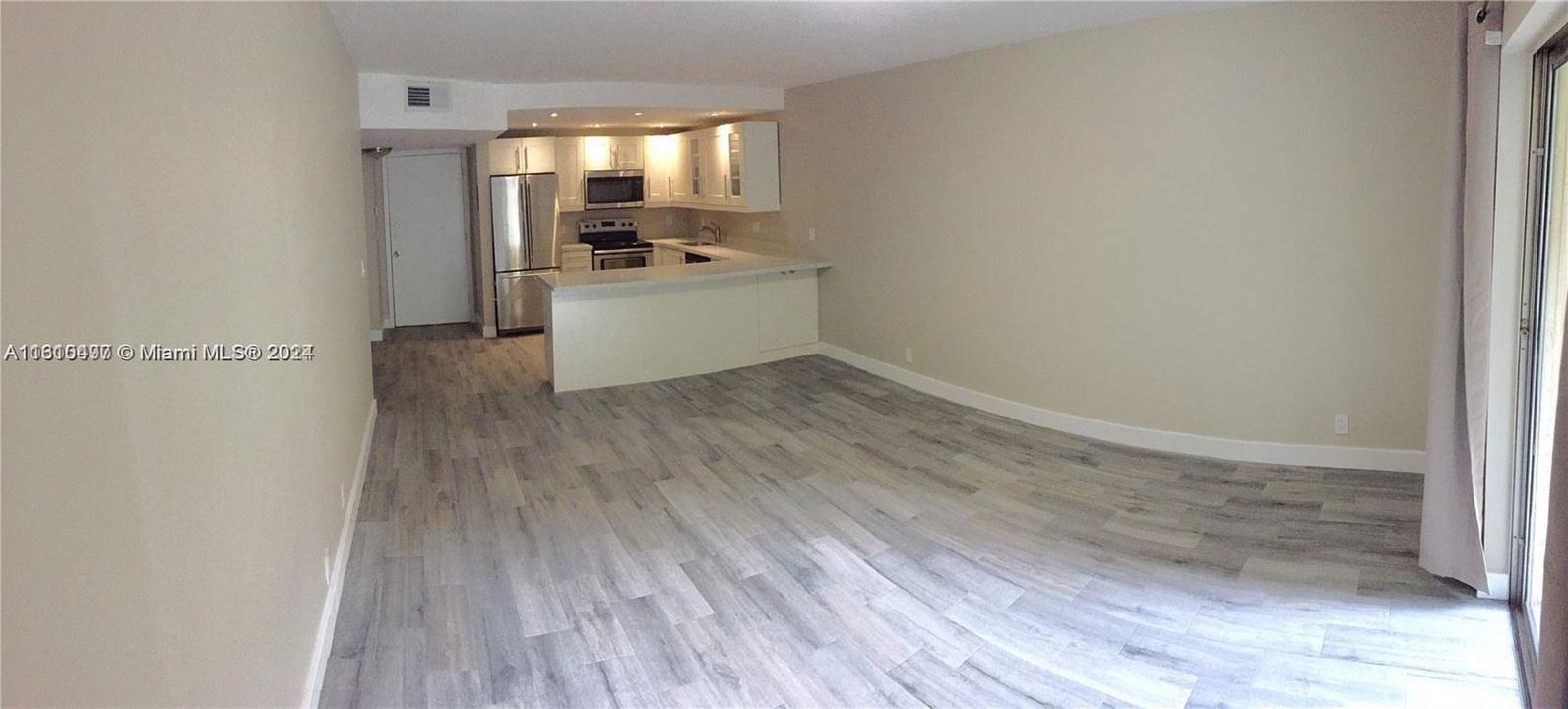 For Rent: $1,780 (1 beds, 1 baths, 675 Square Feet)