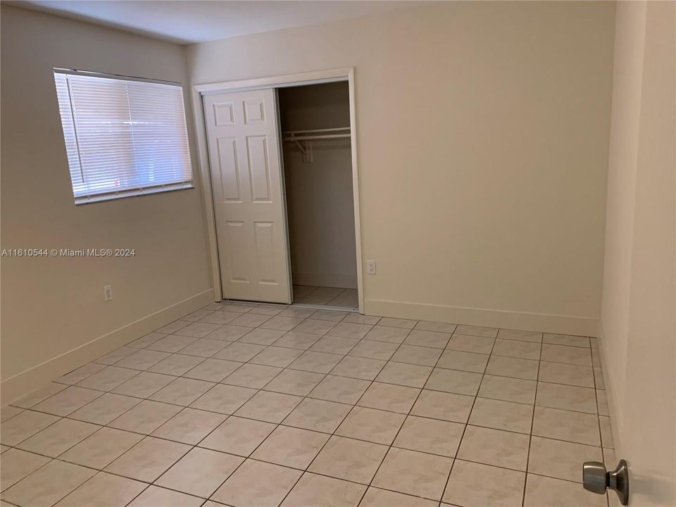 For Rent: $3,500 (3 beds, 2 baths, 2120 Square Feet)