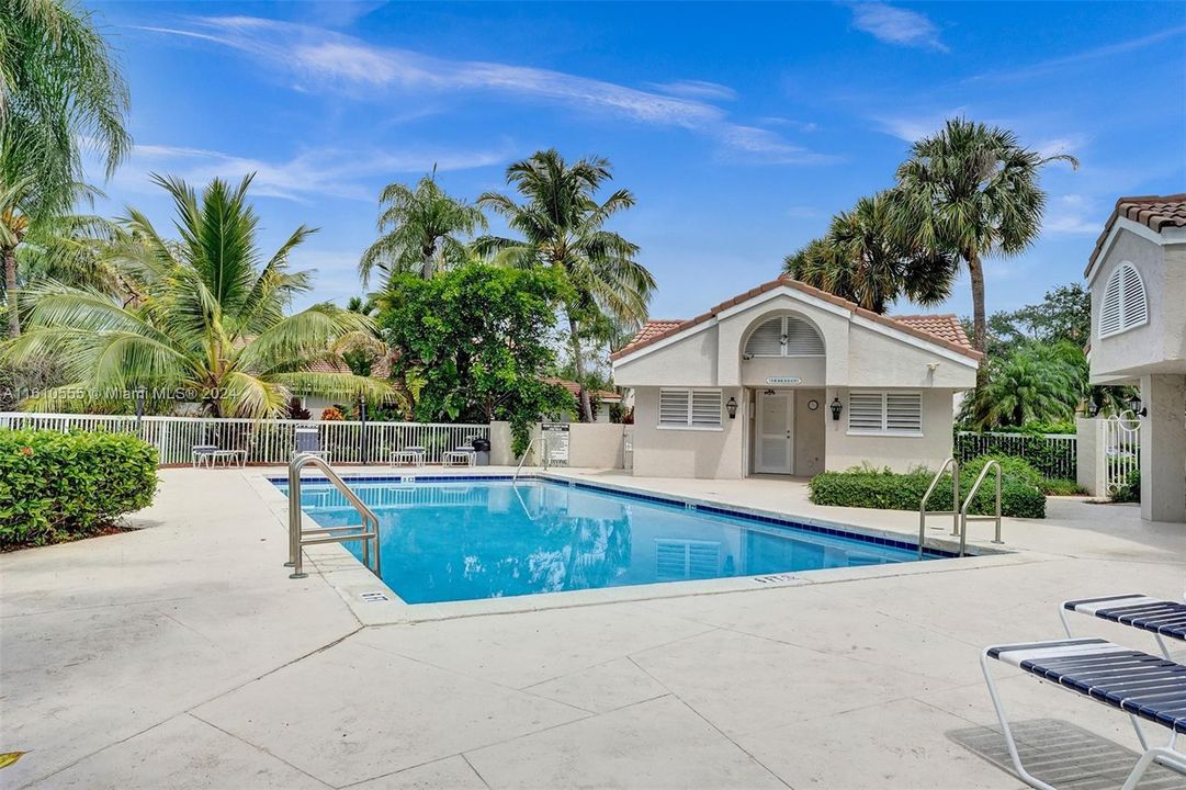 Encino Community Pool