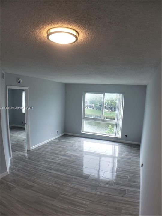 For Rent: $2,100 (2 beds, 2 baths, 770 Square Feet)