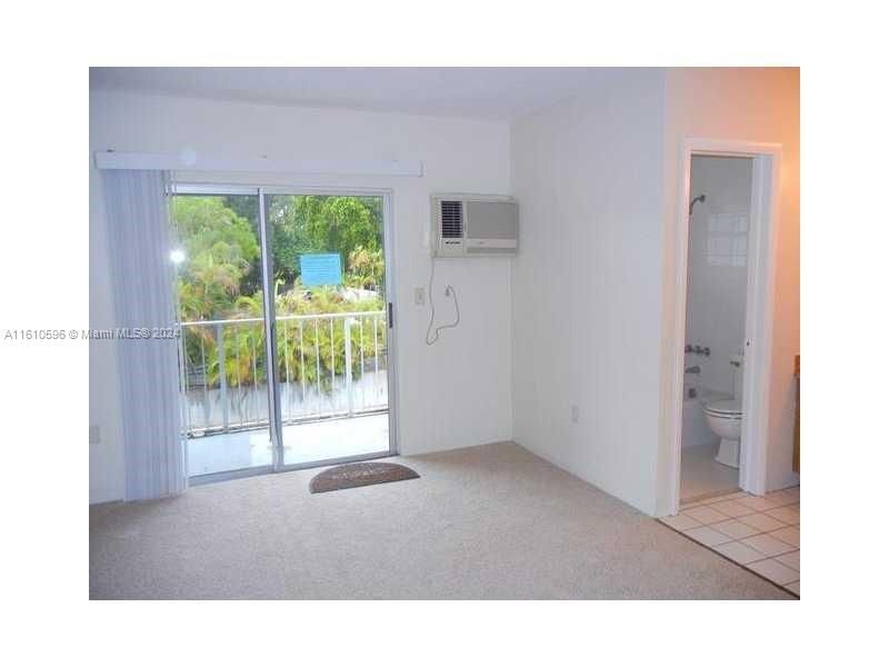 For Rent: $1,785 (1 beds, 1 baths, 572 Square Feet)