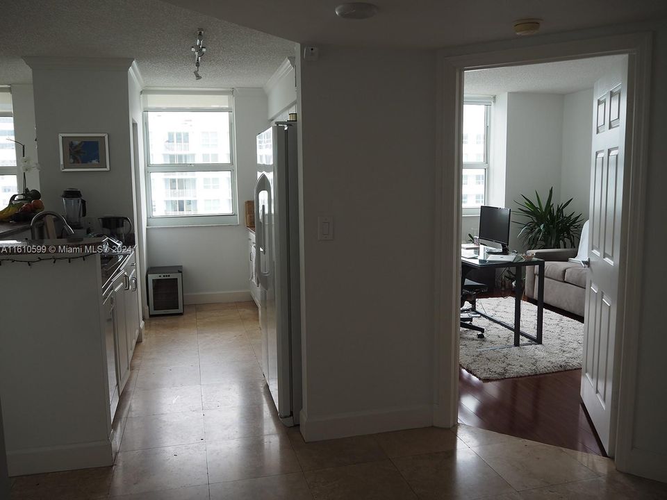 For Rent: $5,500 (3 beds, 2 baths, 1470 Square Feet)