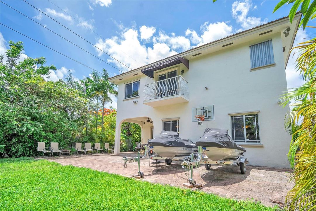 En Venta: $1,795,000 (5 camas, 4 baños, 2986 Pies cuadrados)