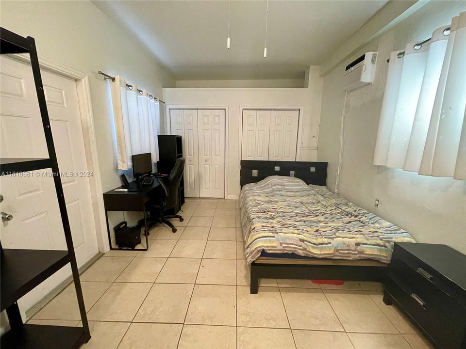 Studio/efficiency with washer and dryer inside unit and one assigned parking.