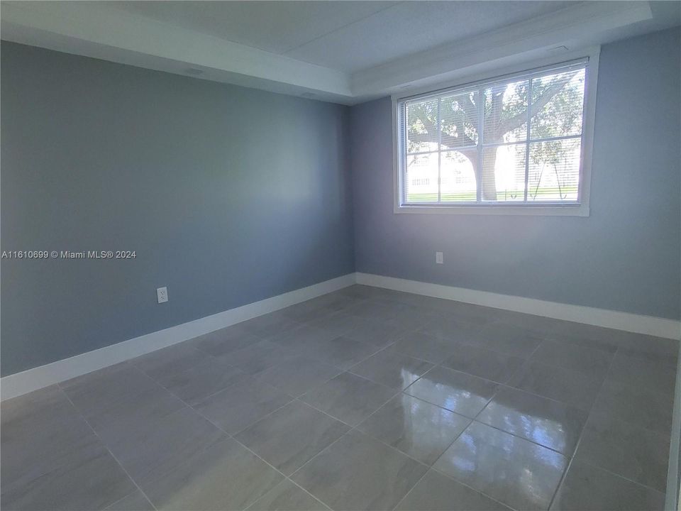 For Rent: $2,900 (3 beds, 2 baths, 1255 Square Feet)