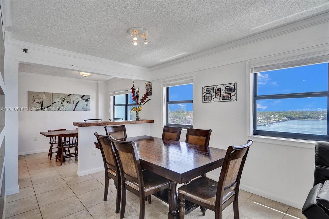 For Sale: $624,900 (2 beds, 2 baths, 1660 Square Feet)