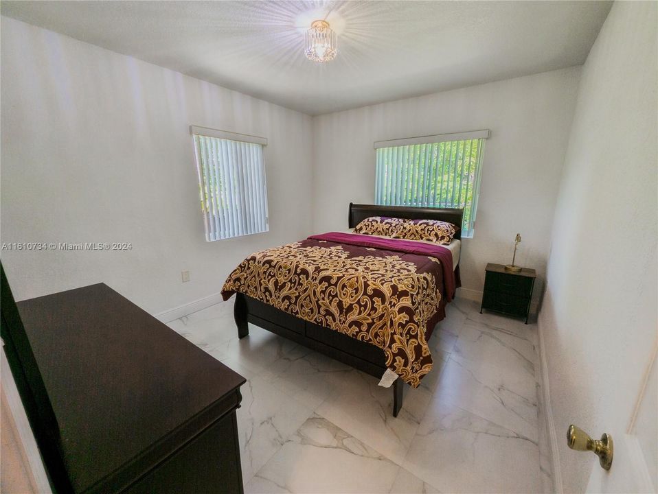 For Rent: $2,700 (2 beds, 2 baths, 946 Square Feet)