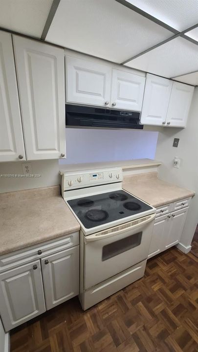 For Rent: $1,500 (1 beds, 1 baths, 650 Square Feet)