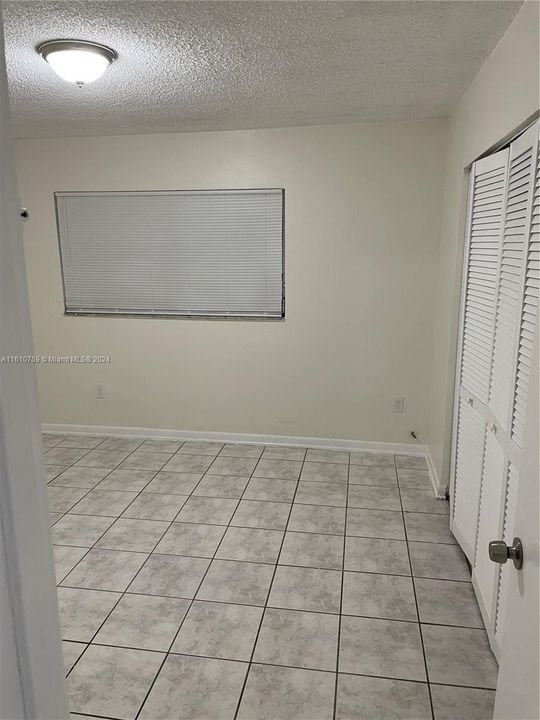 For Rent: $2,500 (2 beds, 1 baths, 1400 Square Feet)