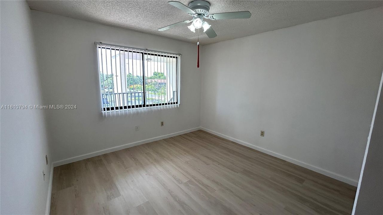 For Rent: $2,300 (2 beds, 2 baths, 1294 Square Feet)