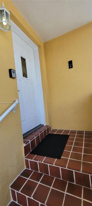 Recently Rented: $2,100 (2 beds, 1 baths, 0 Square Feet)