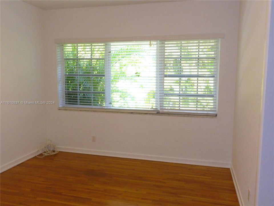 For Rent: $7,000 (3 beds, 2 baths, 2535 Square Feet)