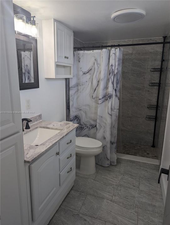 Recently Rented: $2,500 (2 beds, 2 baths, 1240 Square Feet)