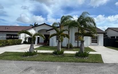 For Sale: $759,900 (4 beds, 2 baths, 2213 Square Feet)