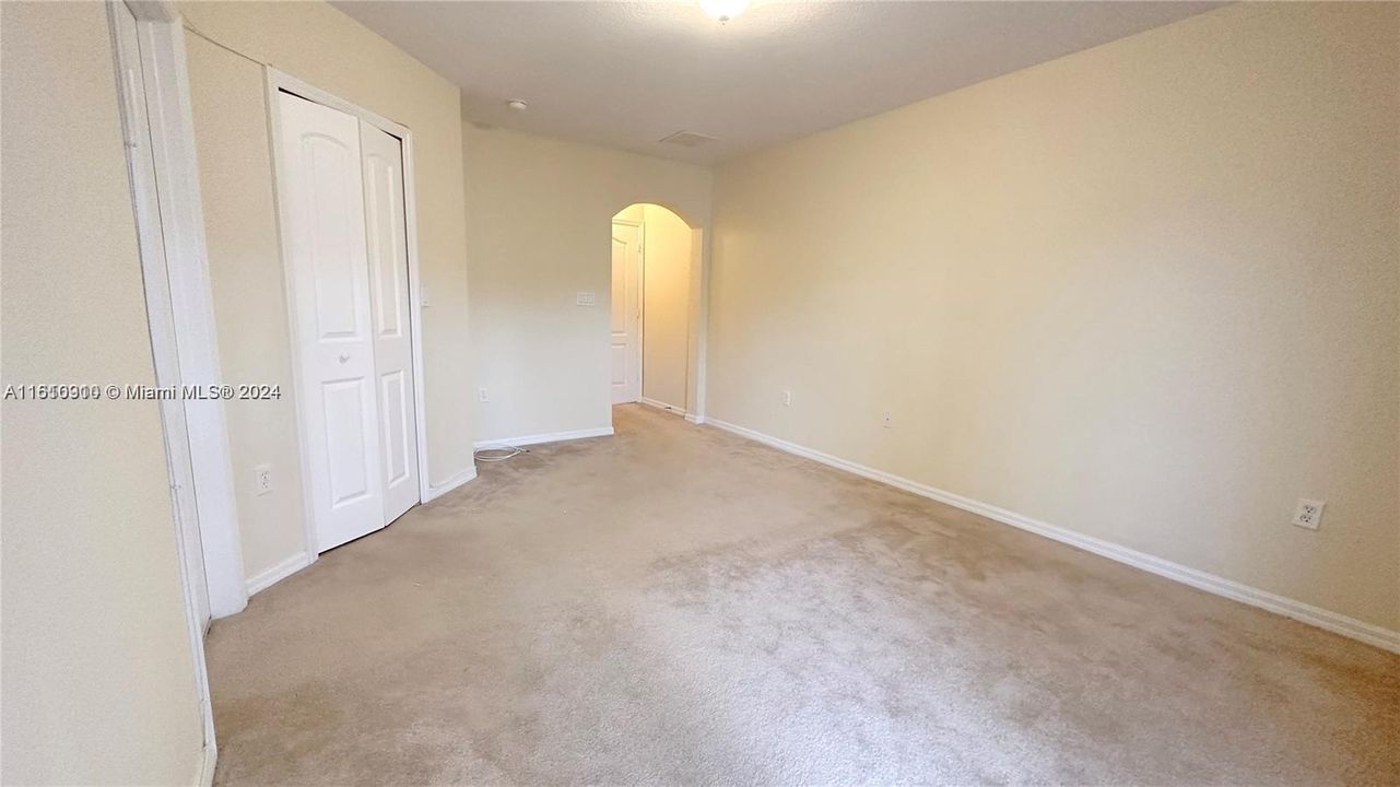 For Rent: $2,850 (3 beds, 2 baths, 1235 Square Feet)