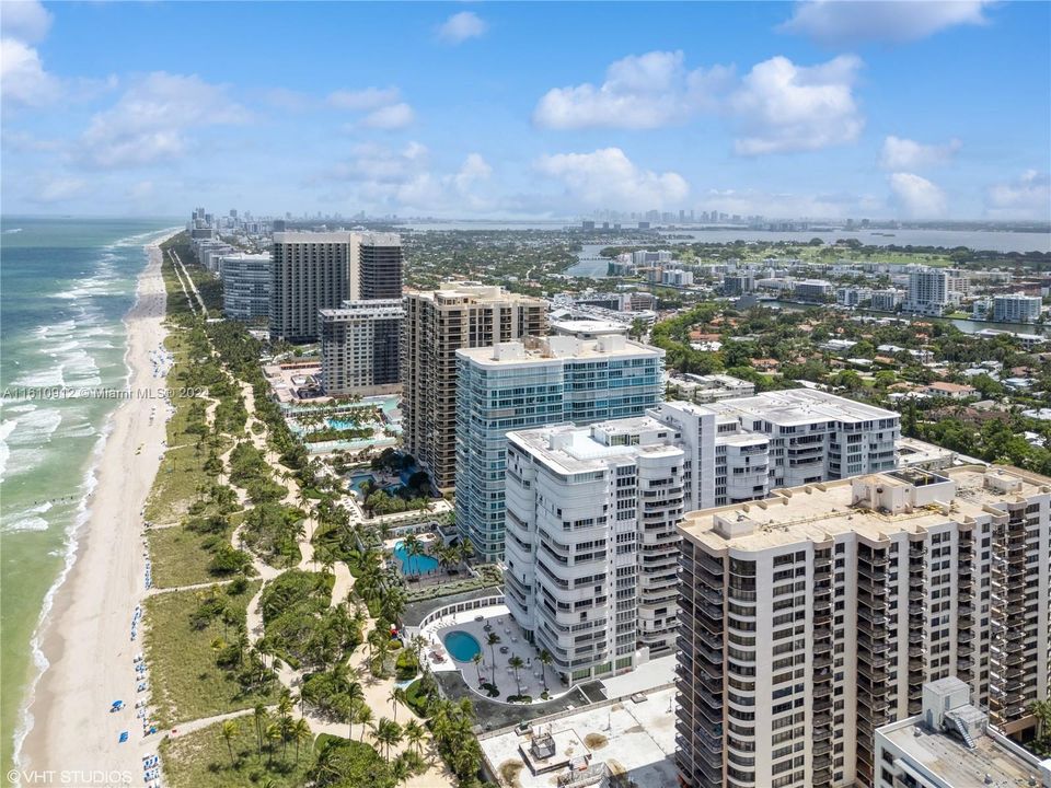 For Sale: $1,299,000 (2 beds, 2 baths, 1967 Square Feet)