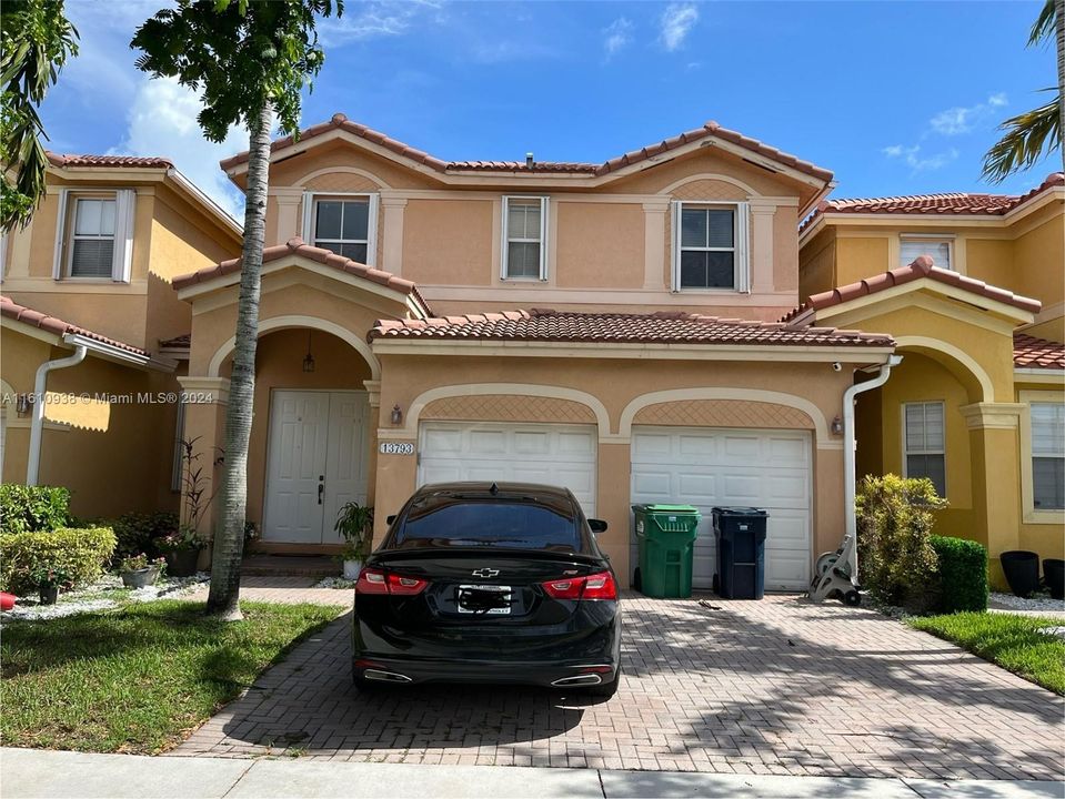 For Sale: $610,000 (3 beds, 2 baths, 1665 Square Feet)