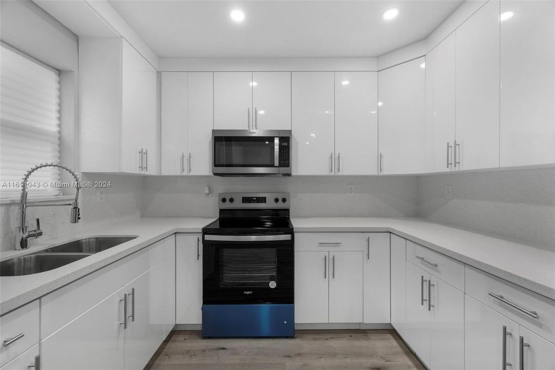 Activo con contrato: $539,000 (3 camas, 2 baños, 1106 Pies cuadrados)