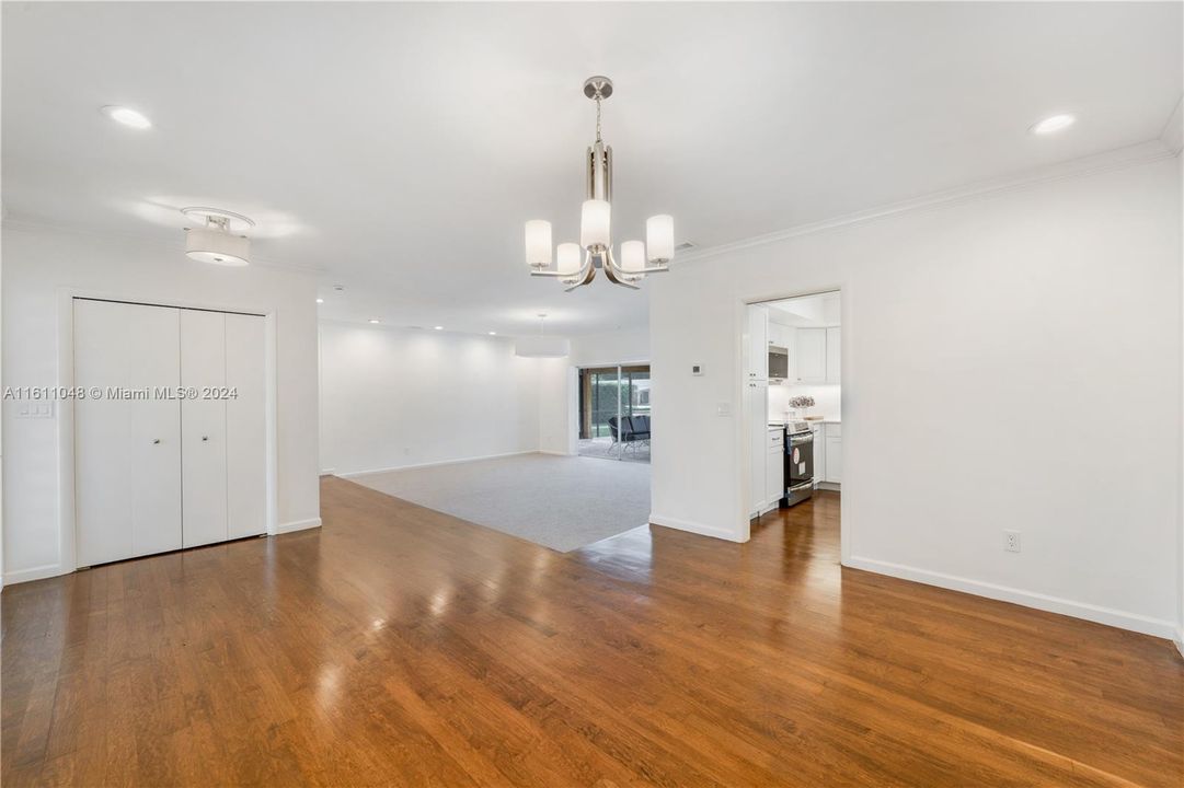 For Sale: $1,370,000 (3 beds, 2 baths, 1867 Square Feet)