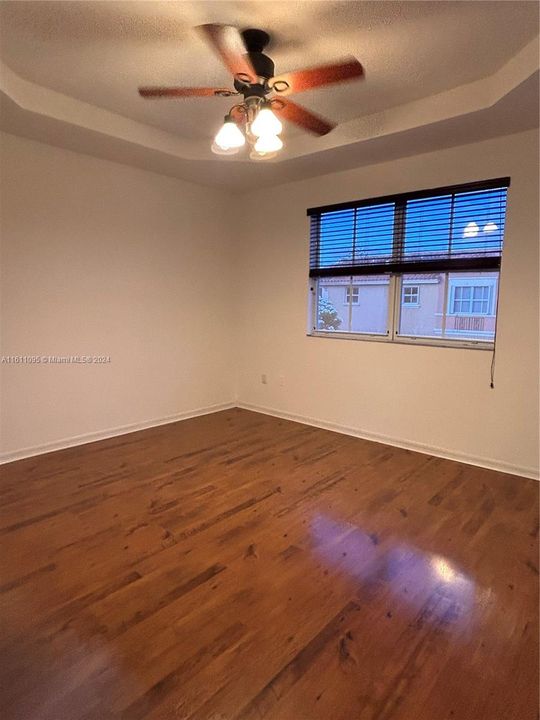 For Rent: $2,800 (2 beds, 2 baths, 1150 Square Feet)
