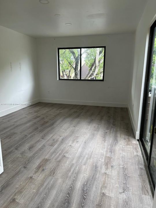 For Rent: $4,000 (3 beds, 2 baths, 1721 Square Feet)