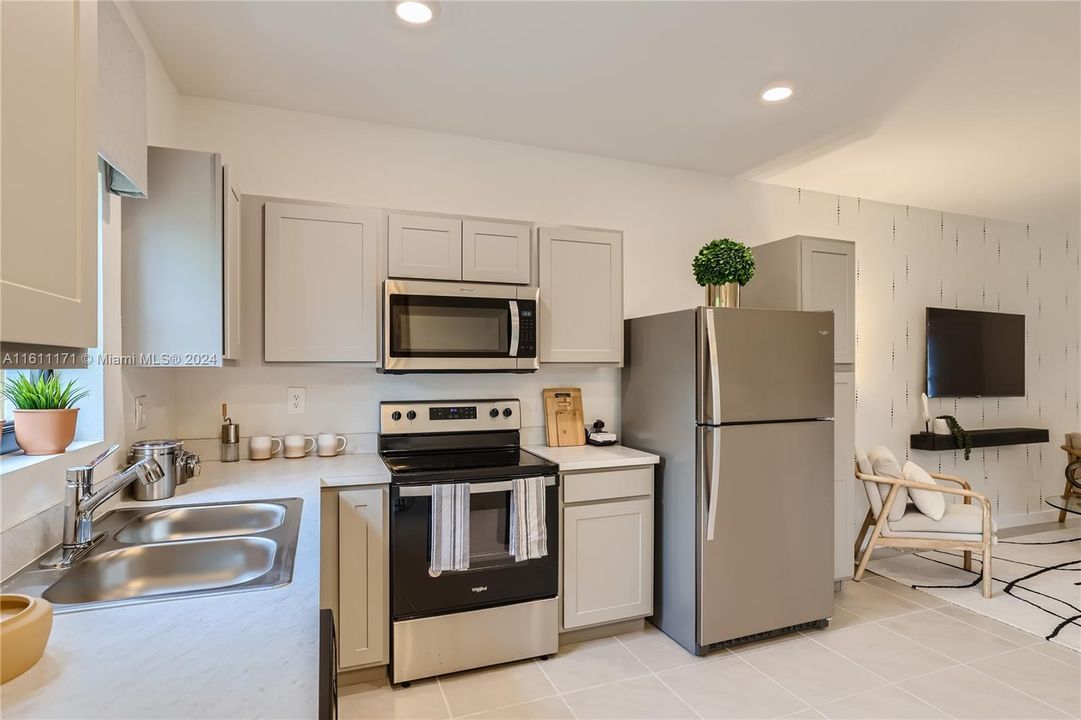 For Sale: $399,000 (3 beds, 3 baths, 0 Square Feet)