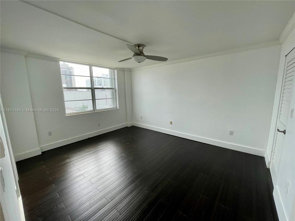 For Rent: $3,200 (2 beds, 2 baths, 1150 Square Feet)