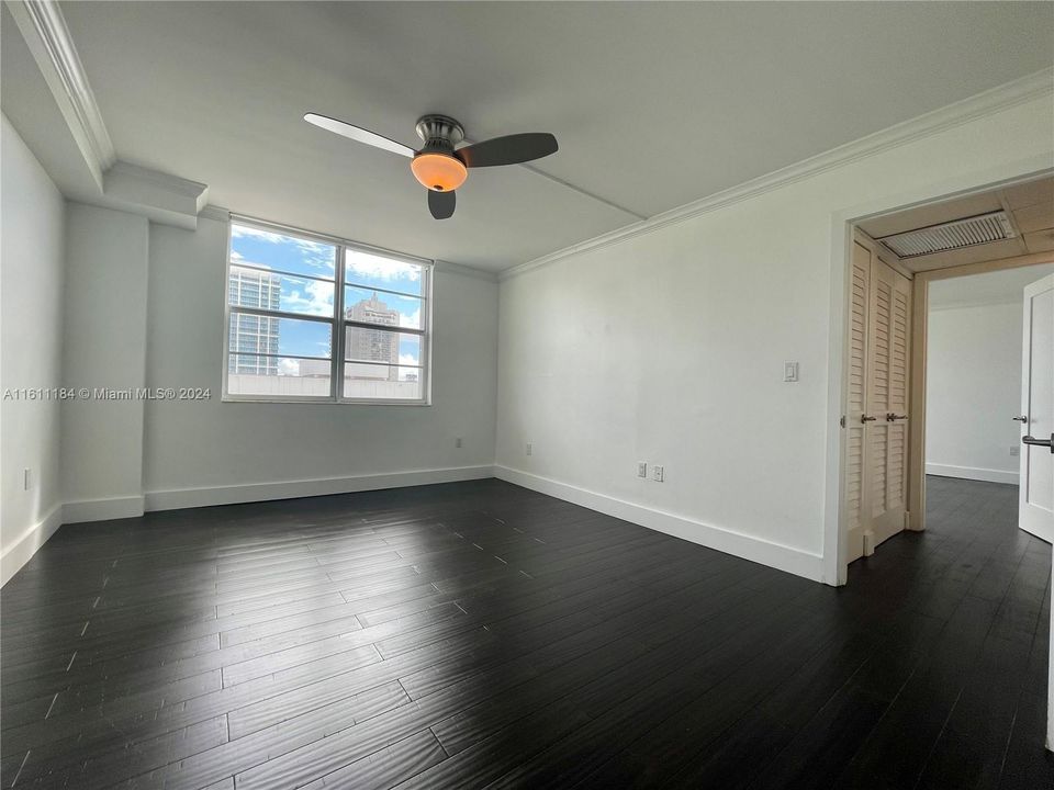 For Rent: $3,200 (2 beds, 2 baths, 1150 Square Feet)