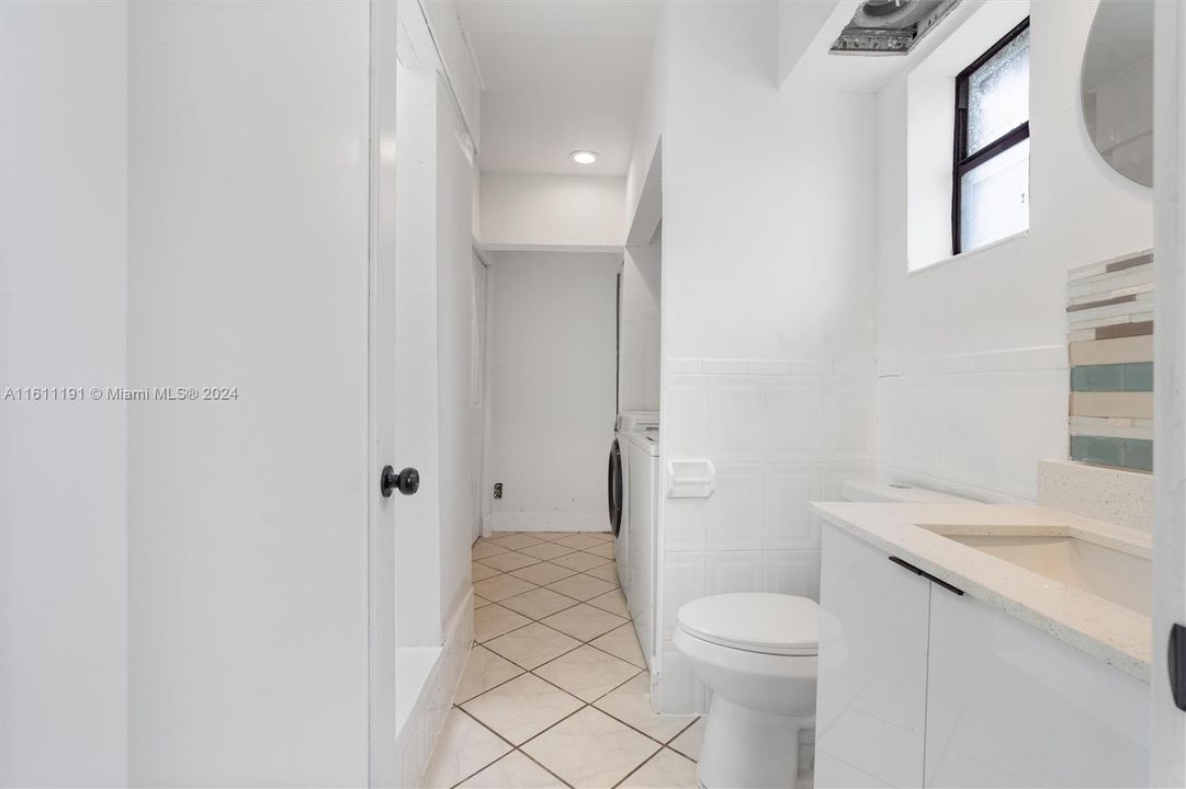 For Sale: $365,000 (3 beds, 2 baths, 1178 Square Feet)