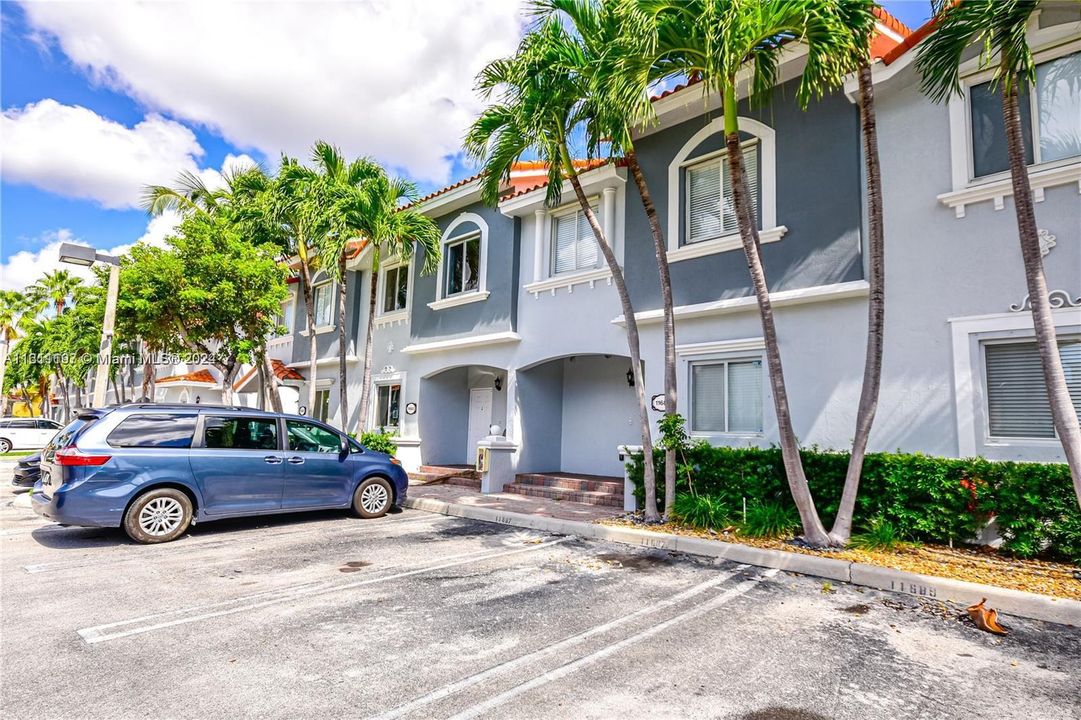 For Sale: $635,000 (3 beds, 2 baths, 1480 Square Feet)