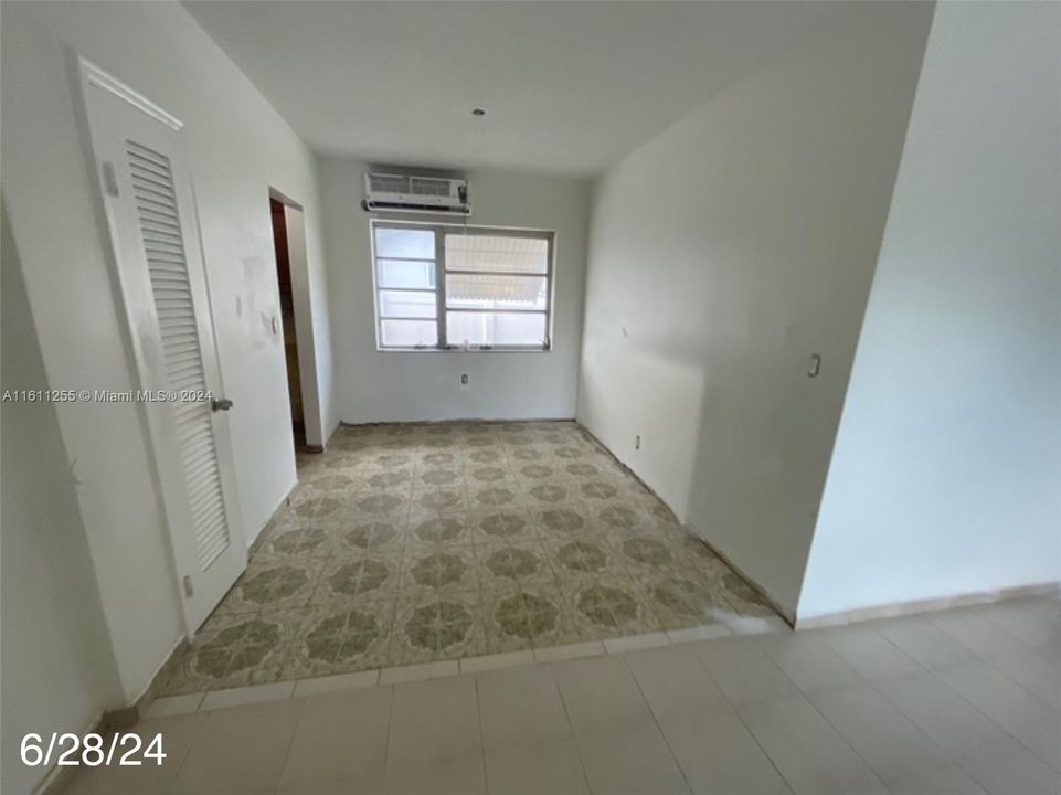 En Venta: $349,900 (3 camas, 2 baños, 1248 Pies cuadrados)