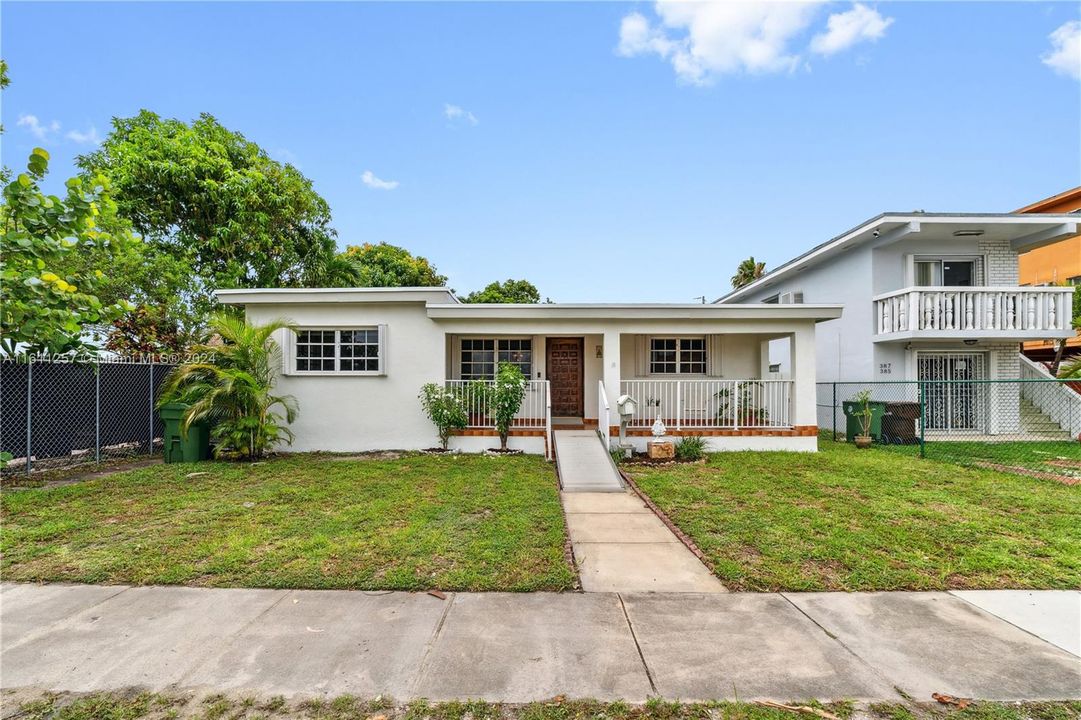 Active With Contract: $599,900 (4 beds, 2 baths, 1767 Square Feet)