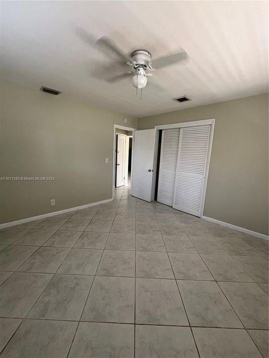 For Rent: $2,750 (3 beds, 2 baths, 2112 Square Feet)