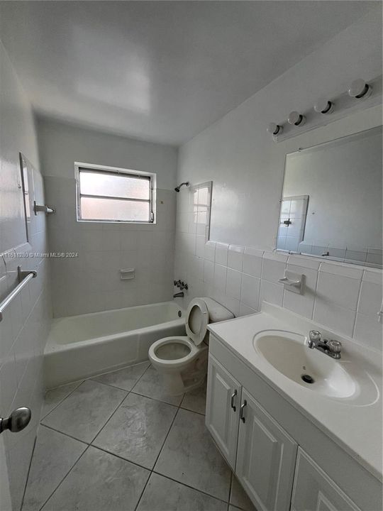 出租: $2,750 (3 贝兹, 2 浴室, 2112 平方英尺)