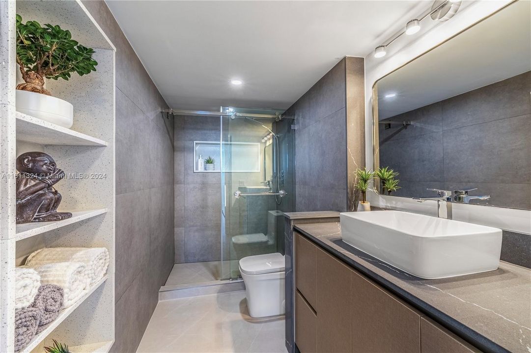 Недавно арендовано: $2,600 (1 спален, 1 ванн, 790 Квадратных фут)