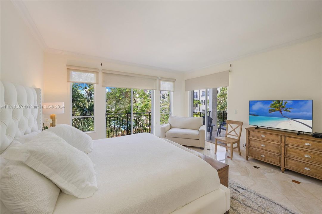 Very Bright Master bedroom with balcony