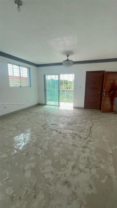 En Venta: $125,000 (3 camas, 3 baños, 1275 Pies cuadrados)