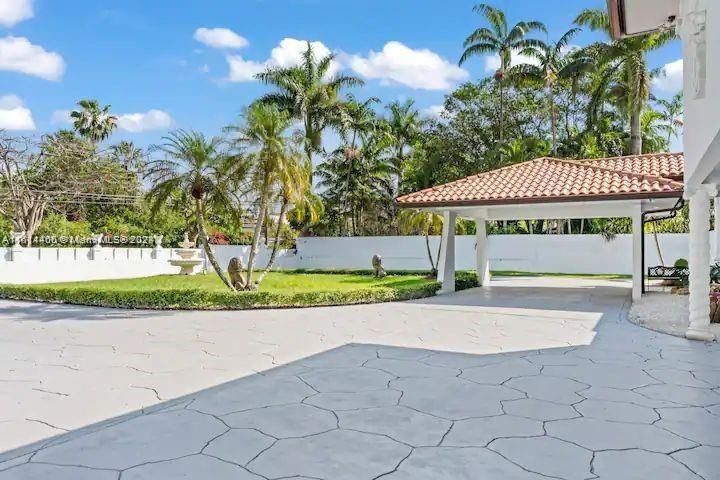 En Venta: $3,399,000 (10 camas, 6 baños, 5116 Pies cuadrados)