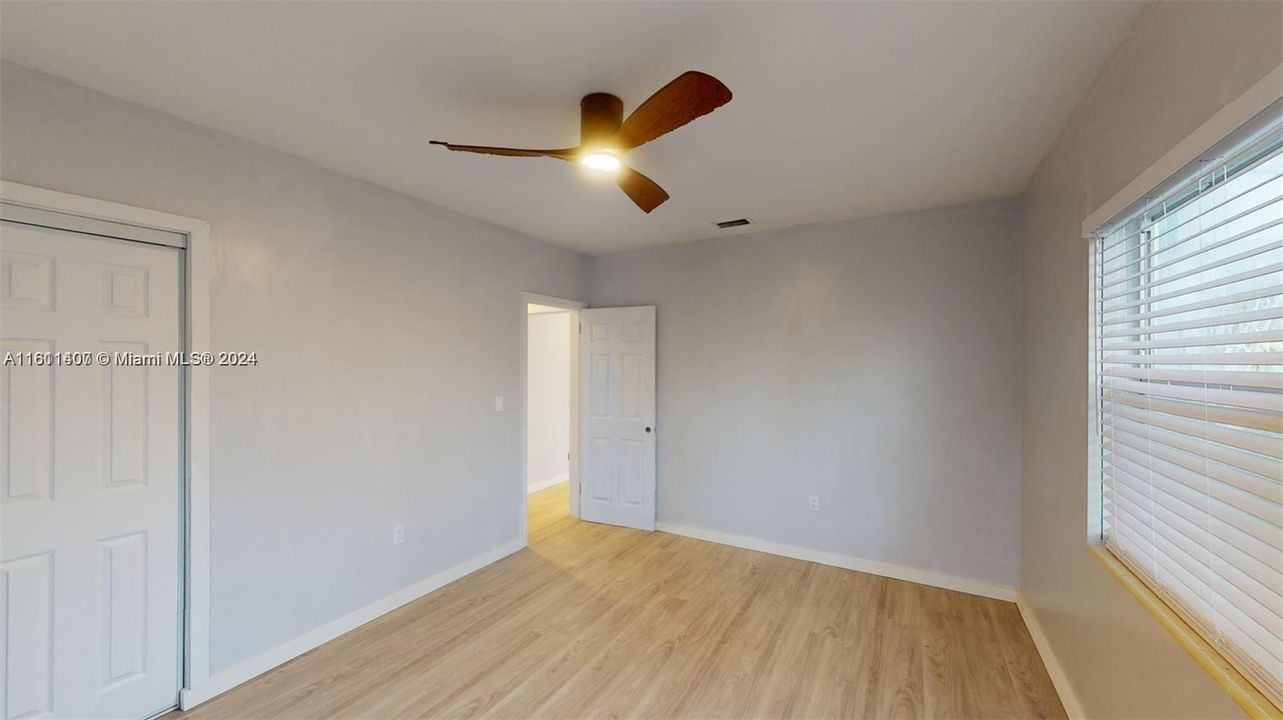 For Rent: $3,000 (2 beds, 2 baths, 1250 Square Feet)