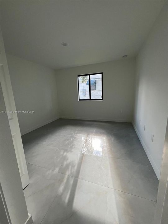 Vendido Recientemente: $989,000 (0 camas, 0 baños, 3600 Pies cuadrados)