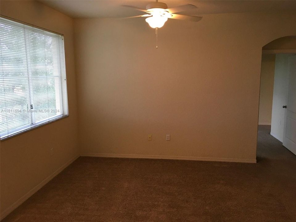 For Rent: $2,300 (2 beds, 2 baths, 1403 Square Feet)