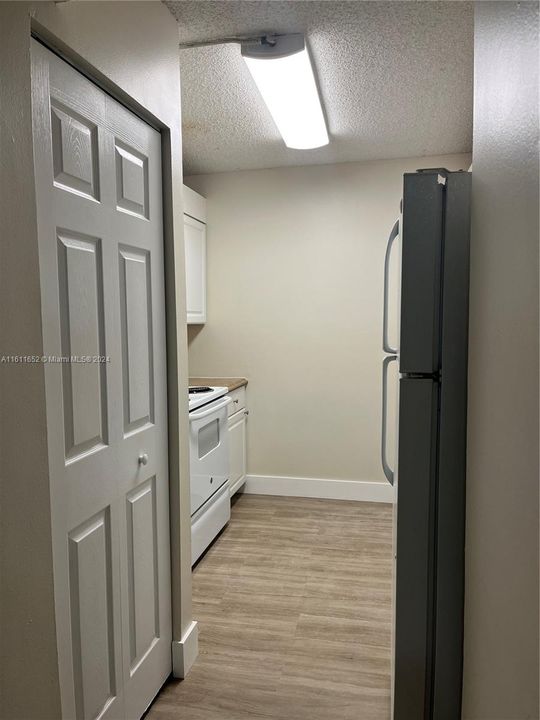 For Rent: $2,100 (2 beds, 2 baths, 980 Square Feet)