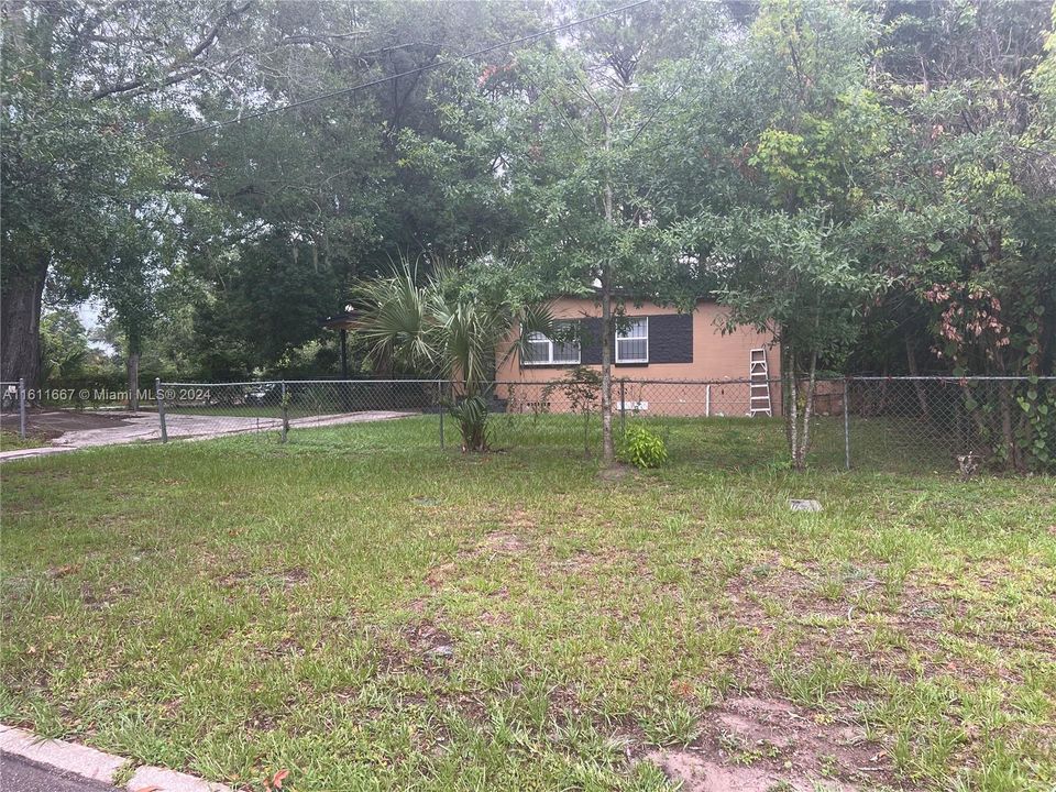 For Sale: $143,000 (3 beds, 1 baths, 0 Square Feet)