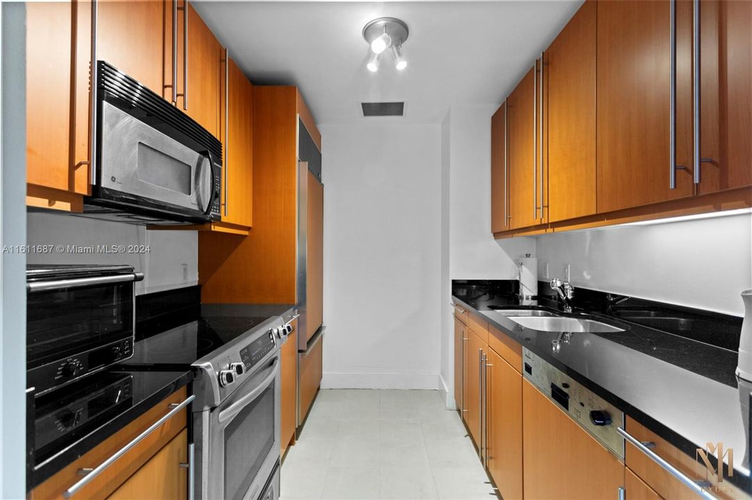 For Rent: $13,950 (2 beds, 2 baths, 0 Square Feet)