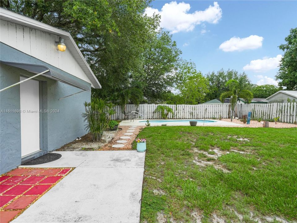 For Sale: $270,000 (3 beds, 3 baths, 0 Square Feet)