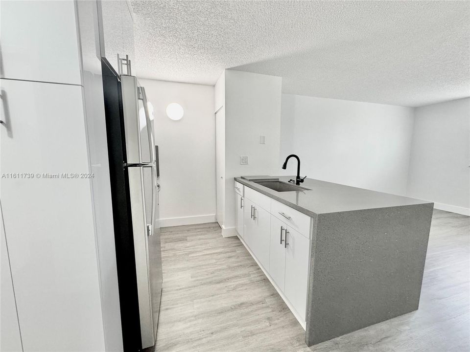 Recently Rented: $1,550 (1 beds, 1 baths, 475 Square Feet)