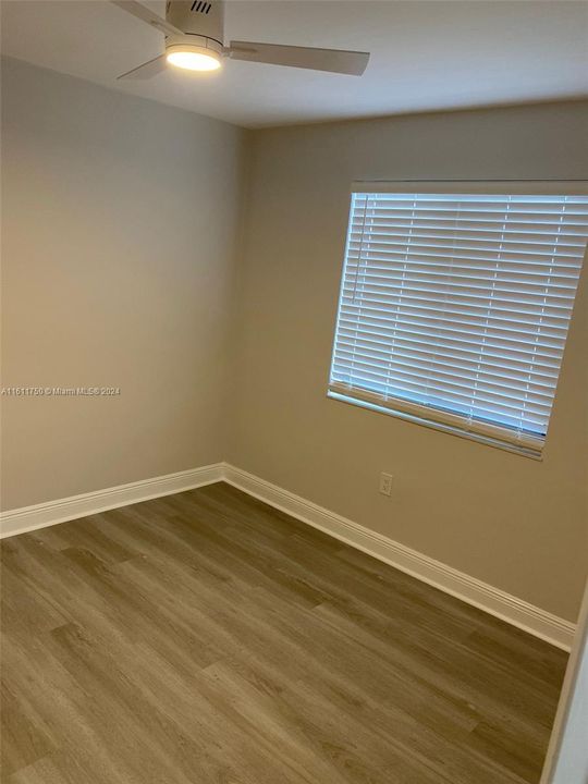 For Rent: $2,500 (2 beds, 1 baths, 3328 Square Feet)
