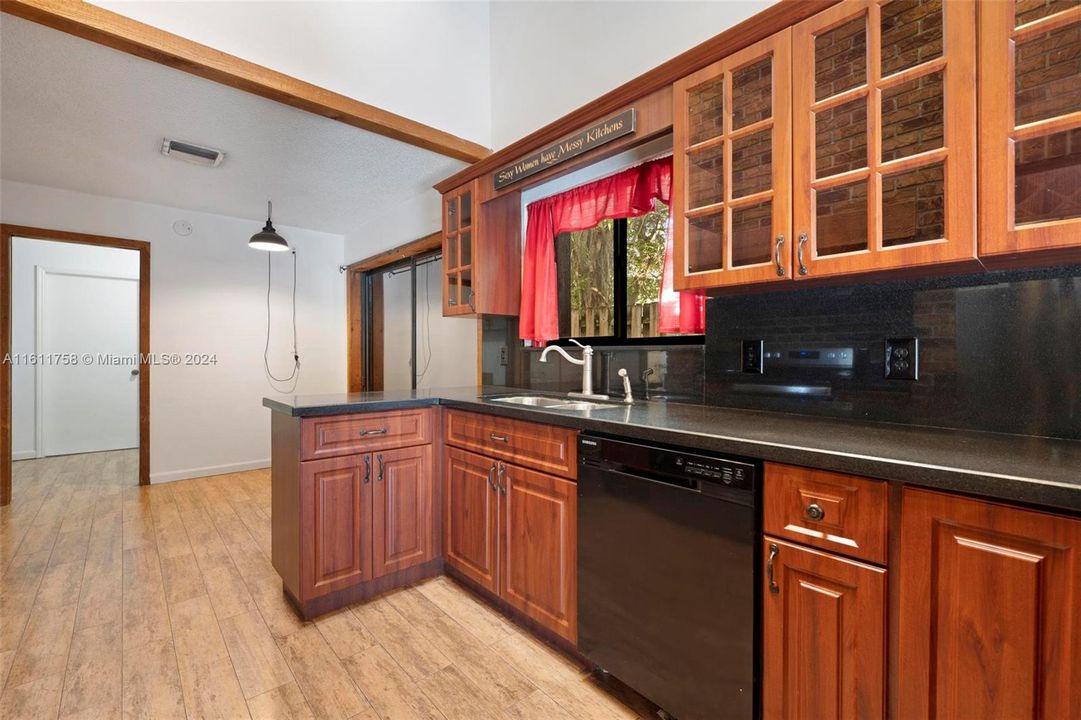 For Sale: $670,000 (4 beds, 2 baths, 2271 Square Feet)